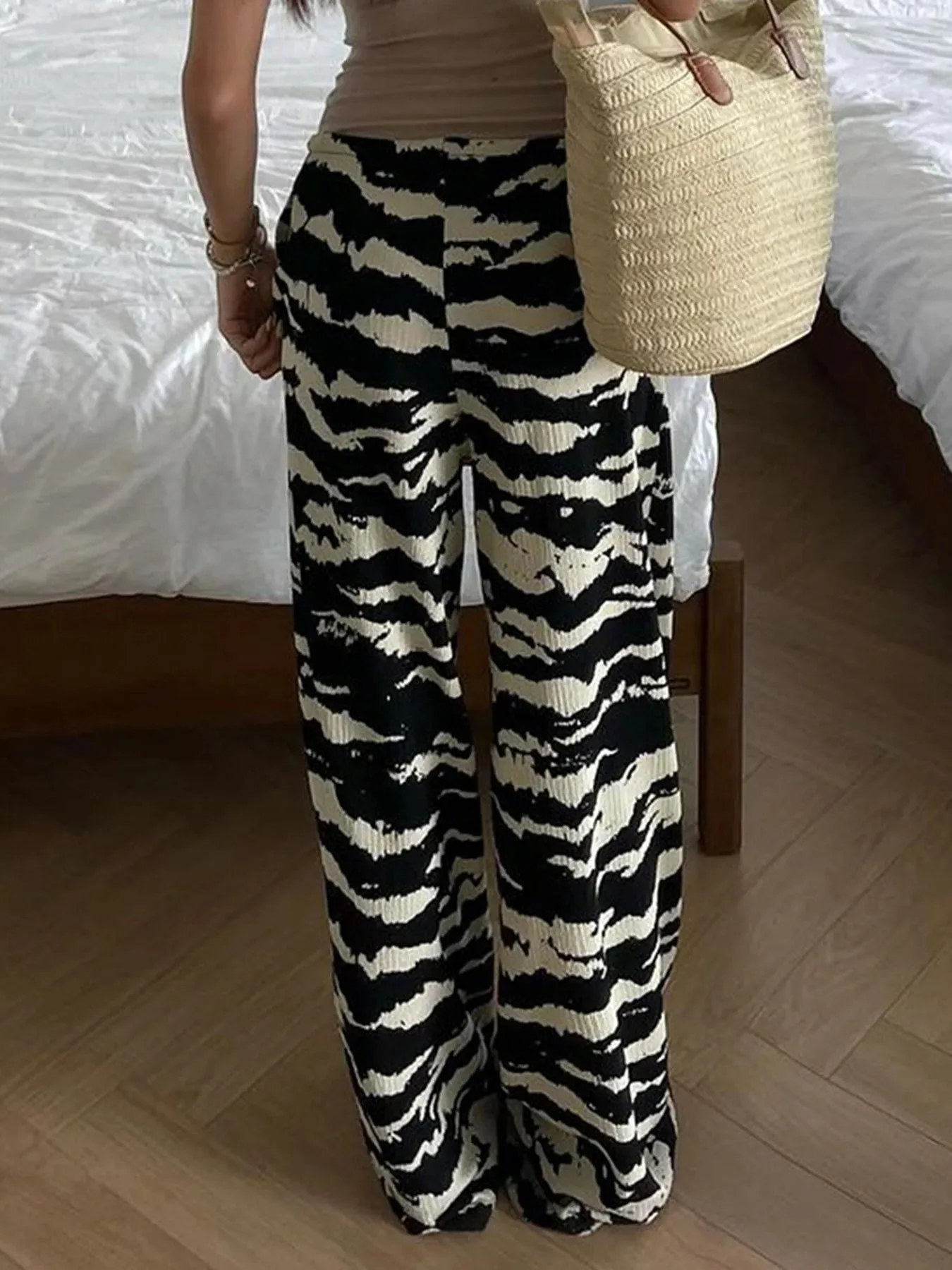 Casual Zebra Print Loose Women's Trousers Harajuku Aesthetic Vintage Bottoms Korean Streetwear Casual Y2K Pants
