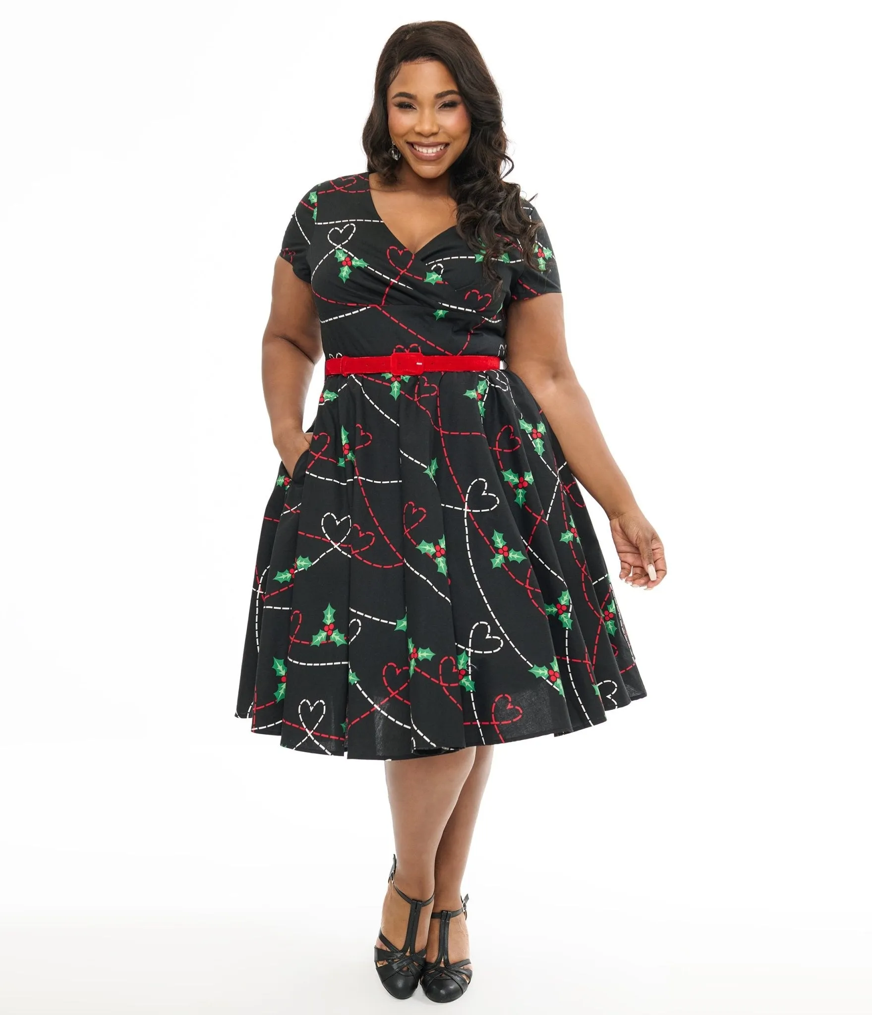 Hell Bunny Plus Size 1950s Festive Hearts & Holly Print Angelica Swing Dress