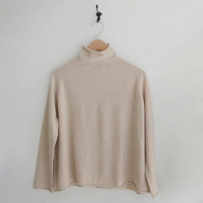 Makié Woman Cashmere High Neck Sweater Nude Cream