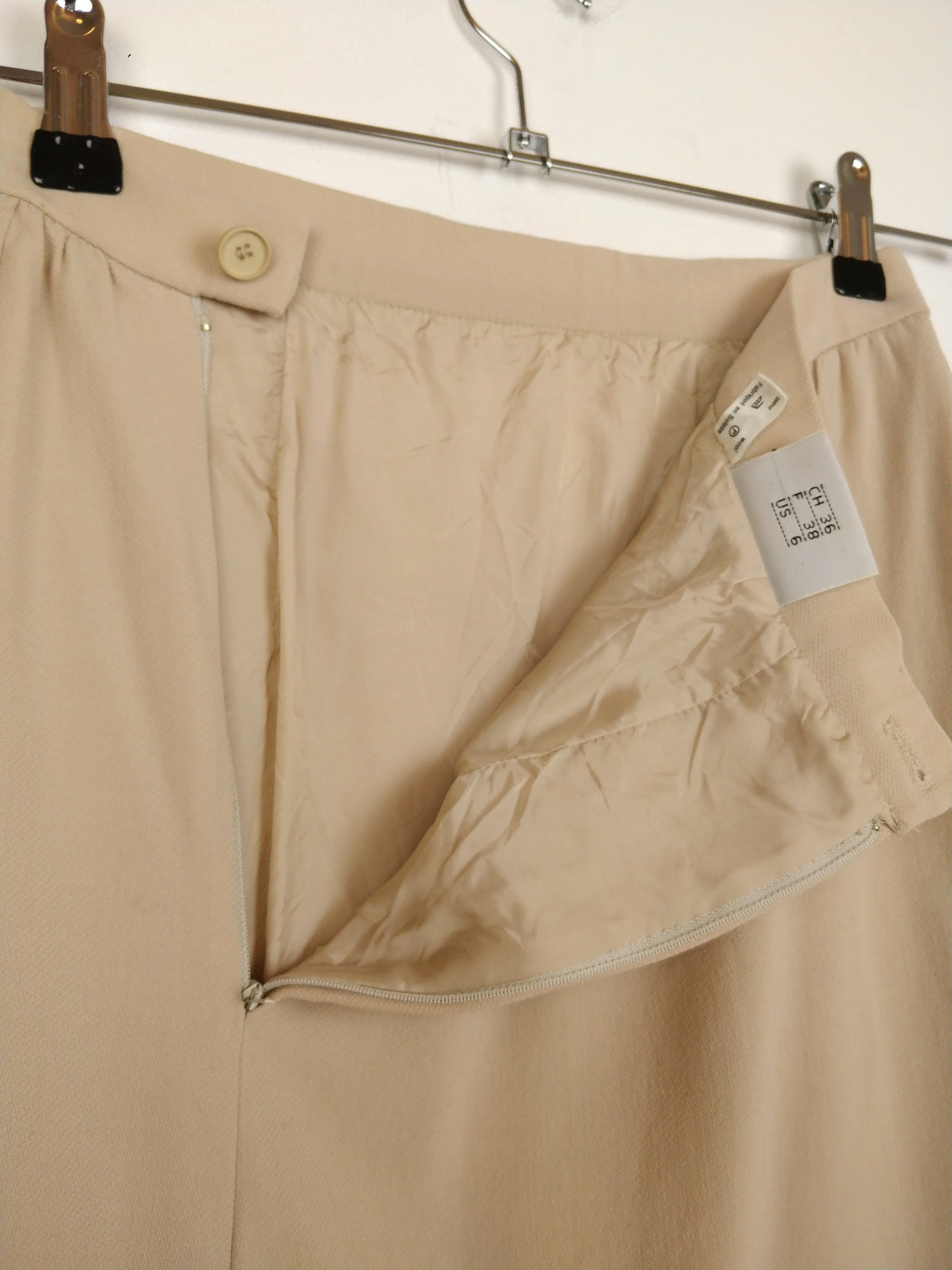 The Bread Roll | Vintage wool beige nude mini pencil skirt XS-S